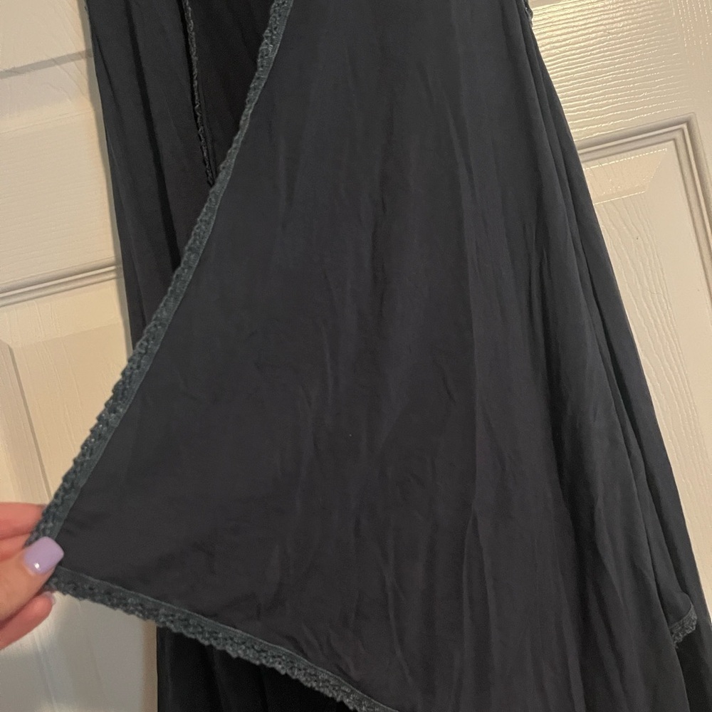 Altar'd State Grey Blue Sleeveless Shaw - Picture 4 of 7